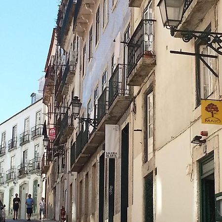 Cozy 1St Floor Flat Central Chiado District With Balconies And Ac 19Th Century Building Lisboa Екстериор снимка