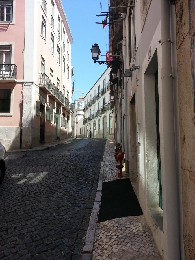 Cozy 1St Floor Flat Central Chiado District With Balconies And Ac 19Th Century Building Lisboa Екстериор снимка