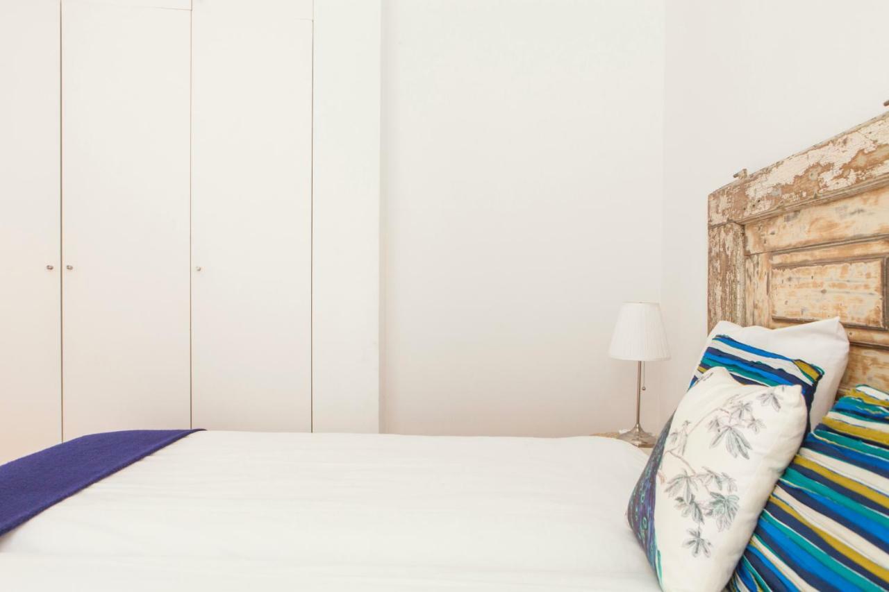 Cozy 1St Floor Flat Central Chiado District With Balconies And Ac 19Th Century Building Lisboa Екстериор снимка